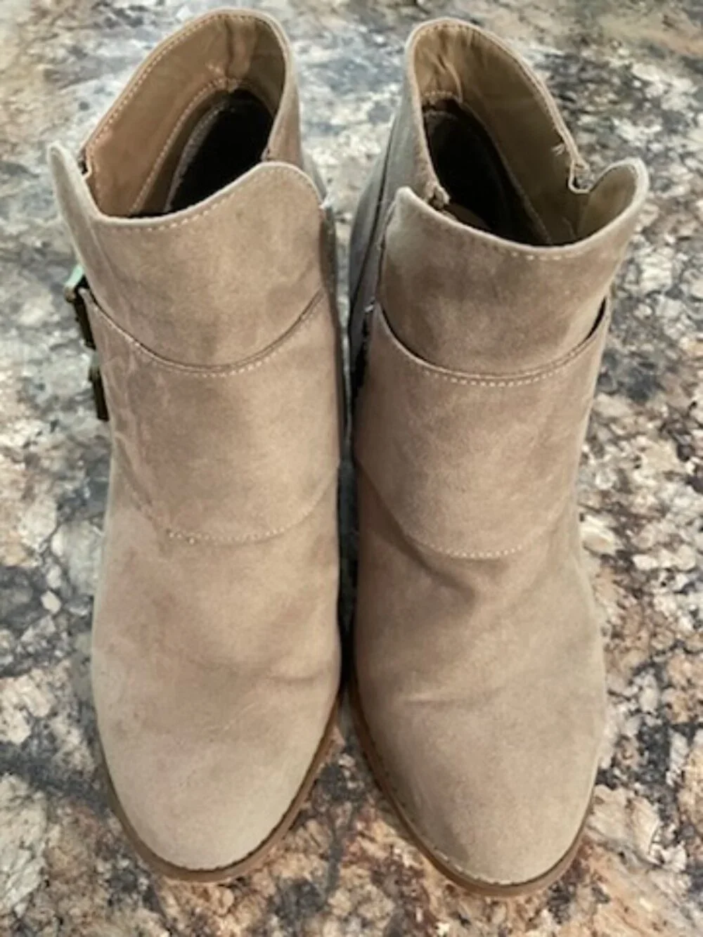 Aukusor booties